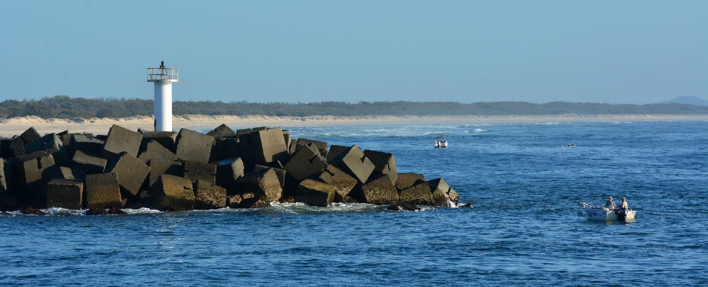 Spit Looking to Straddie